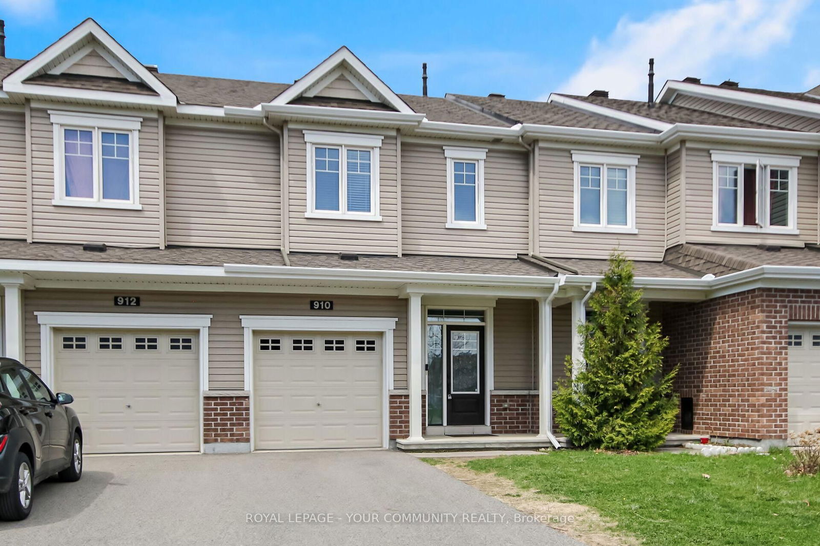 Townhouse for sale at 910 Kilbirnie Drive, Ottawa, Barrhaven - Half Moon Bay, K2J 6G5 - MLS: X12124900