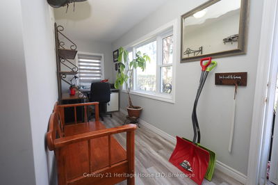 264 Henrietta St, Fort Erie - Central image-0-2