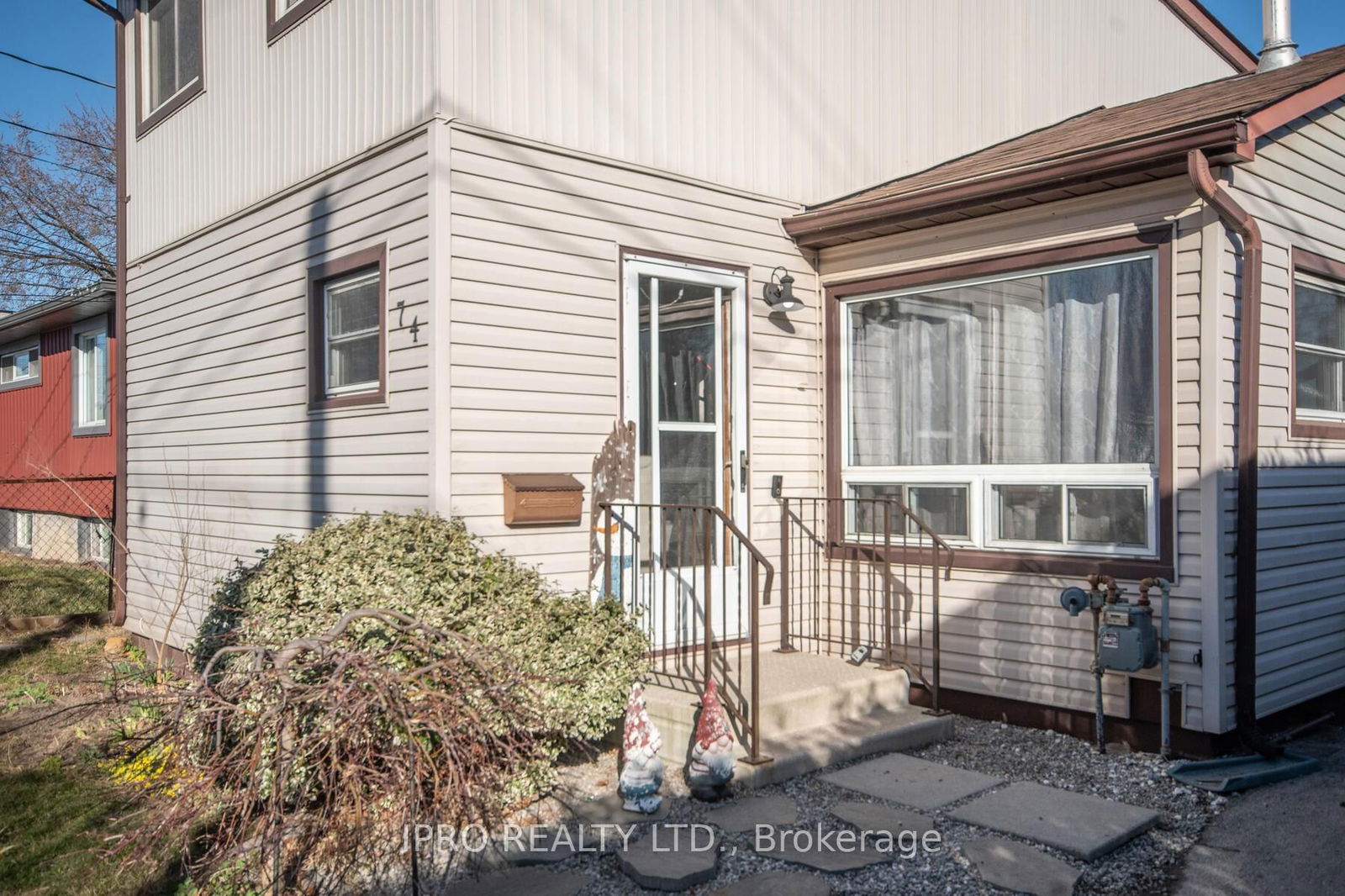 Detached House for sale at 74 Pinelands Avenue, Hamilton, Ontario, L8E 3A9 - Stoney Creek - MLS: X12124985