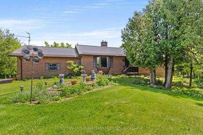 4822 BATTERSEA Rd, Battersea - Frontenac South image-0-3