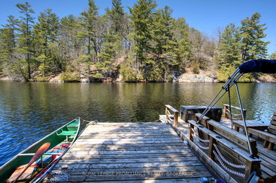 27 Goods Island, Tichborne - Frontenac South image-0-4