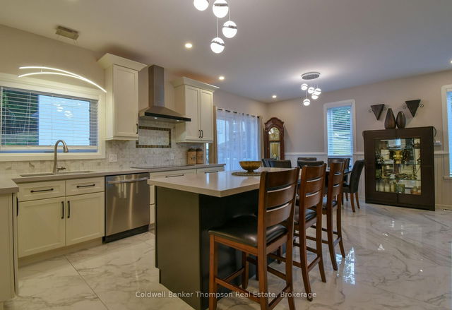 1-56 Florence Street W