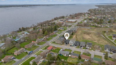 2 Park Cres, Loyalist - Amherstview image-0-2