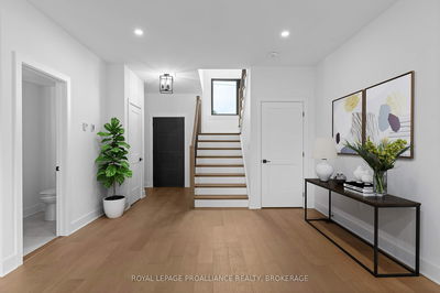 2 Park Cres, Loyalist - Amherstview image-0-3