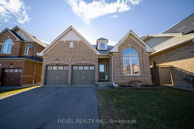 230 Thomas Ave, Brantford - 