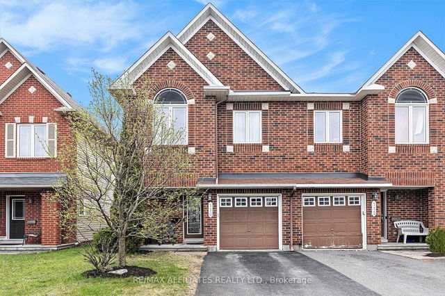 110 SILVERMOON Crescent