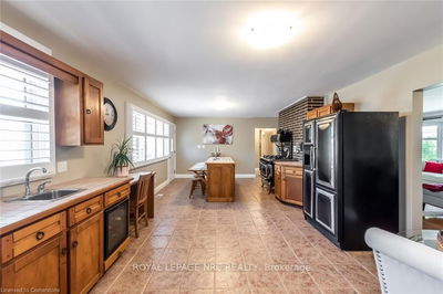 162 Victoria Ave, Haldimand - Dunnville image-0-3
