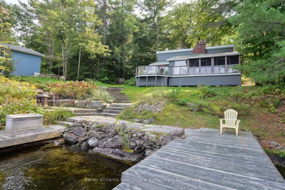 1029 Lakeshore Dr, Gravenhurst - Muskoka (S) image-0-1