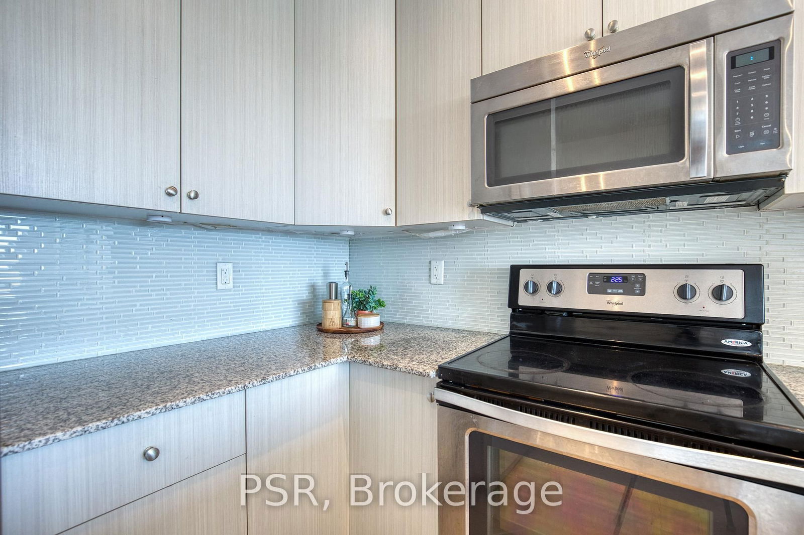 Condo for sale at 1205-1 Victoria Street, Kitchener, N2G 0B5 - MLS: X12125675