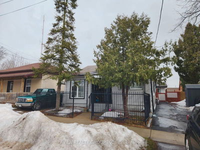 135 Charlotte St, Brantford -  image-0-3