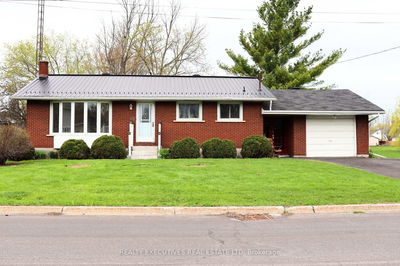 49 South St, North Dundas - Chesterville