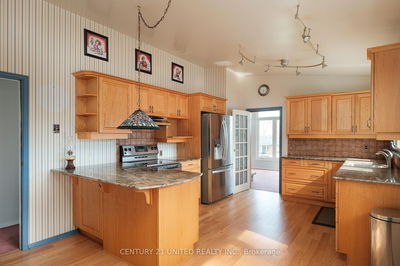 1261 Olympus Ave, Peterborough North - 1 Central image-0-2