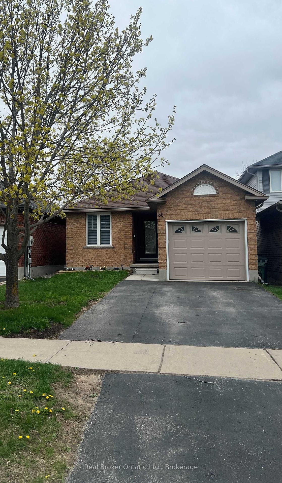 Detached House for sale at 86 Milson Crescent, Guelph, Kortright Hills, N1C 1G6 - MLS: X12125856