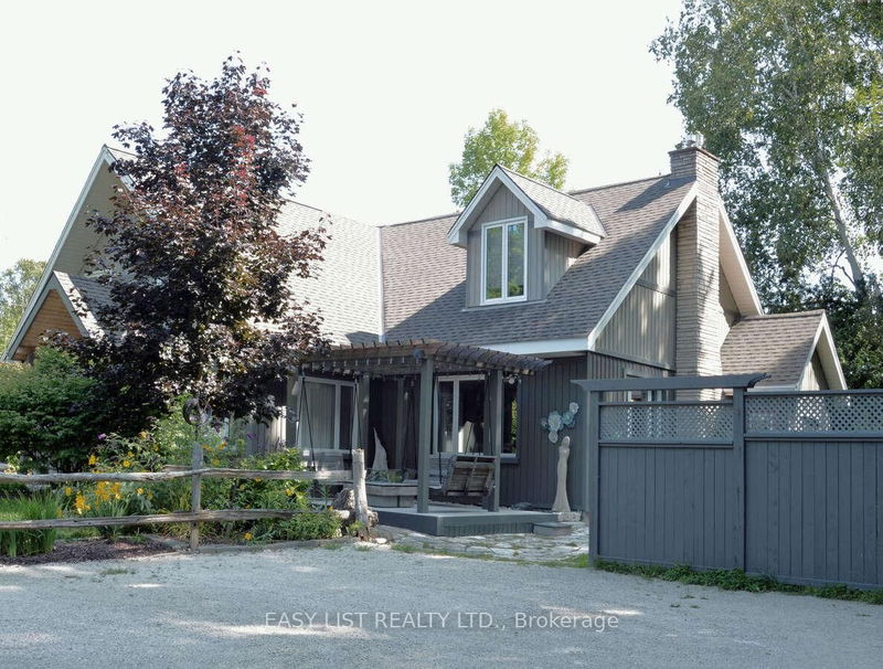424 Huron Rd, South Bruce Peninsula - South Bruce Peninsula image-0-0