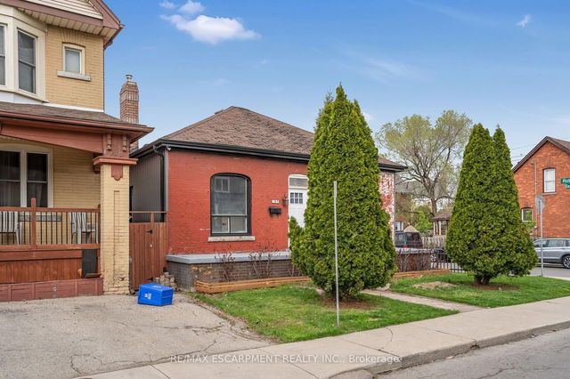 197 EMERALD Street