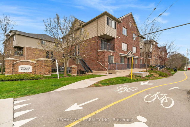 #15 - 950 Highland Road