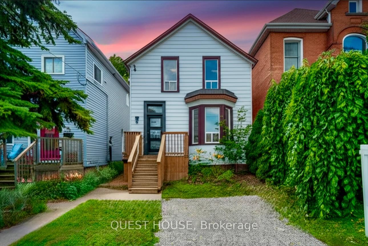 Detached House for sale at 29 Melbourne Street, Hamilton, Kirkendall, L8P 2A5 - MLS: X12126154