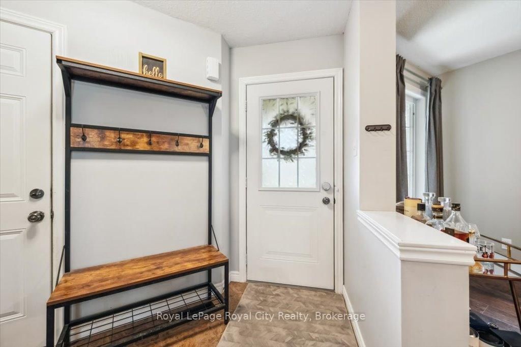 Detached House for sale at 183 Watson Road, Guelph, Grange Road, N1E 0C2 - MLS: X12126178