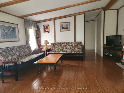 41 Maple Dr, Northern Bruce Peninsula - Northern Bruce Peninsula image-0-4