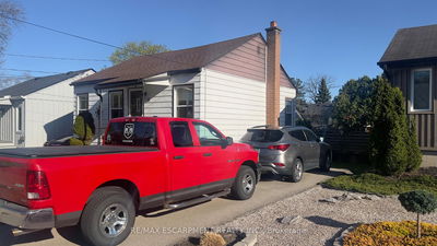 15 Donald Ave, Hamilton - Dundas image-0-2