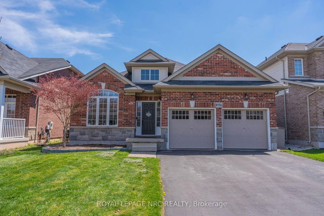 8956 Tristar Crescent