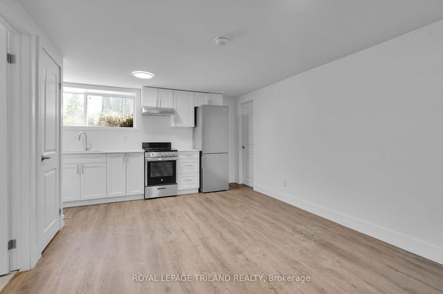 22 - 917 Hamilton Road