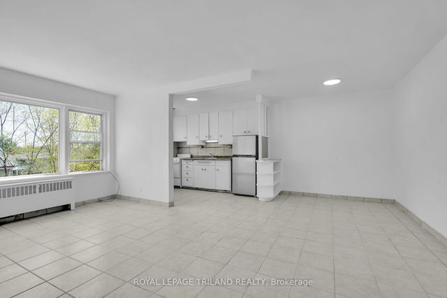 18 - 917 Hamilton Road