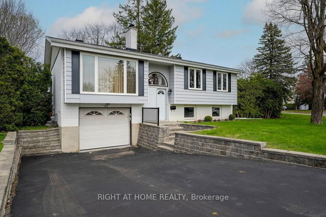 31 Ashgrove Crescent
