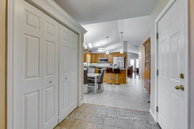 Unit 12 — 20 Windemere Pl, St. Thomas - St. Thomas image-0-4