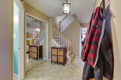 246 White Sands Dr, London South - South U image-0-4
