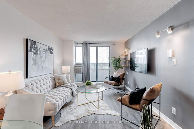 409 - 175 Hunter Street