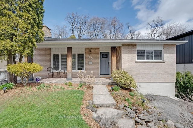 23 Lorne Avenue