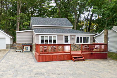 12 Woodward Ave, Lambton Shores - Grand Bend