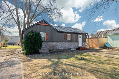 236 Sydenham St, Strathroy-Caradoc - NW image-0-1