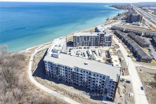 326 - 101 Shoreview Place