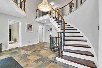 1106 Bravar Dr, Manotick - Manotick Long Island & Nicholls Island image-0-4