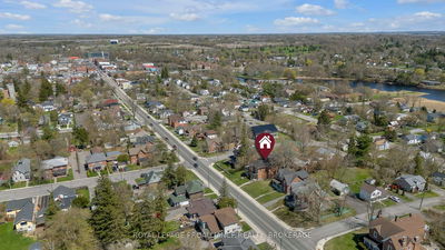 172 Dundas St, Greater Napanee - Greater Napanee image-0-2