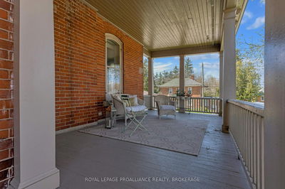 172 Dundas St, Greater Napanee - Greater Napanee image-0-3