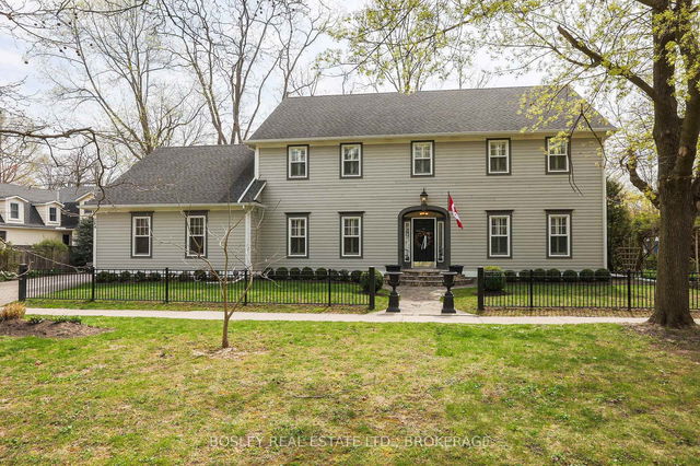 284 KING Street