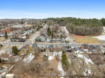 537 Armour Rd, Peterborough East - 4 Central image-0-2