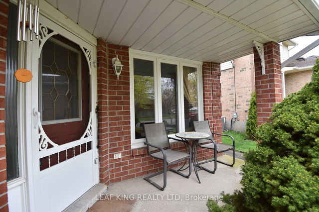 43 Niska Drive