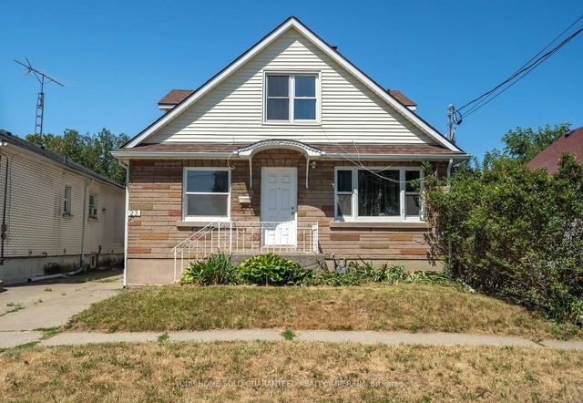 2 - 23 Augusta Avenue