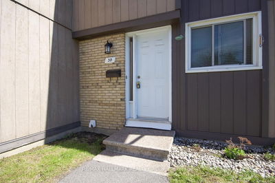 Unit D — 3 Spring Grove Lane, Barrhaven - Pheasant Run image-0-1