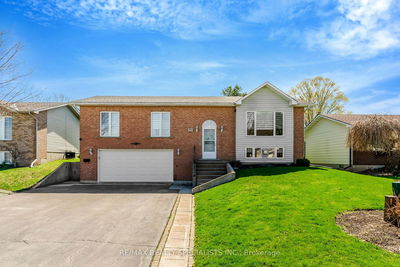 174 Charles St, North Huron - Wingham