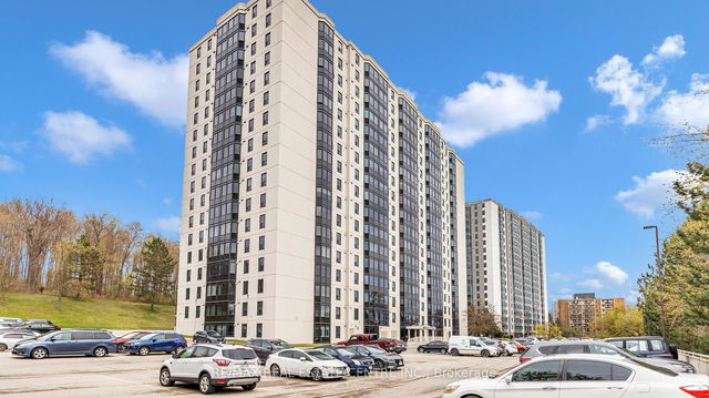 1610 - 35 Green Valley Drive