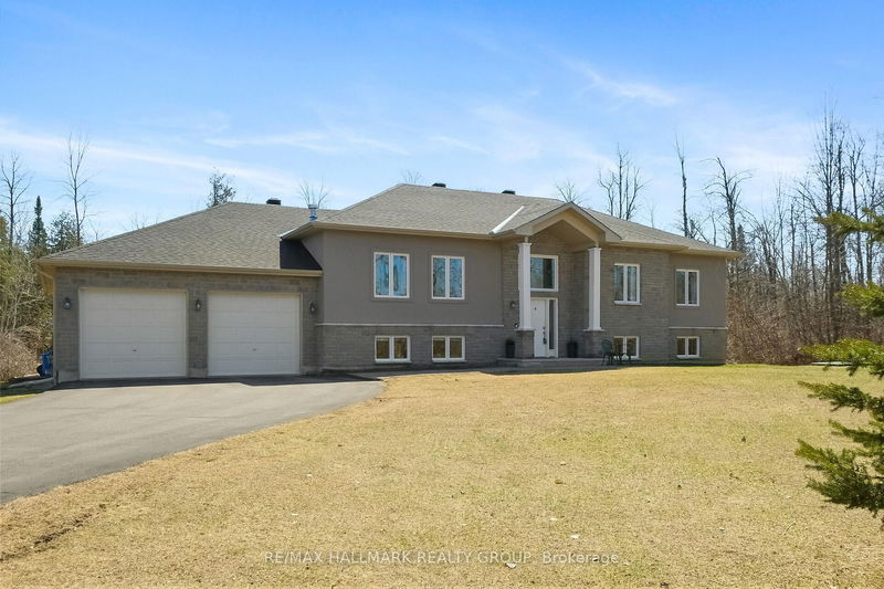 172 Wilbert Cox Dr, Carp - Huntley Ward (South East) image-0-0