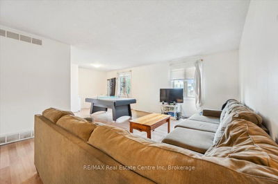 407 IRONWOOD Rd, Guelph - Kortright West image-0-2
