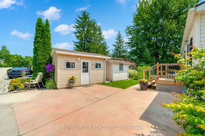 6 Golden Pond Rd, Puslinch - Rural Puslinch East image-0-1
