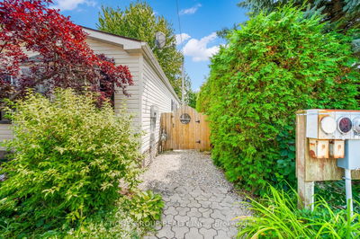 6 Golden Pond Rd, Puslinch - Rural Puslinch East image-0-4