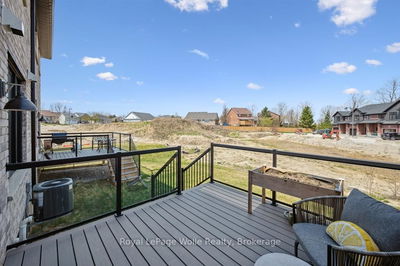 30 Walker Rd, Ingersoll - South image-0-3